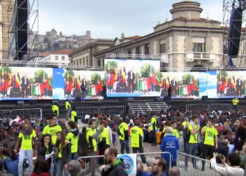 GIOVANI DELLA PACE – BUCAREST- BERGAMO : due Piazze per la Pace